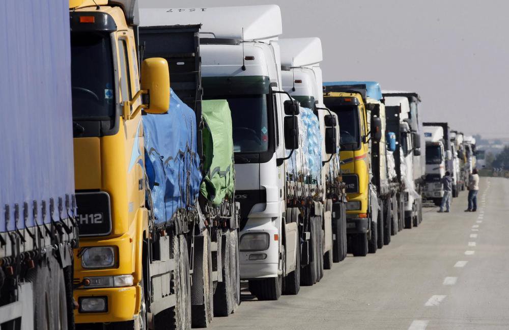 Перевозчики из Украины получат дополнительные согласия на въезд от Польши