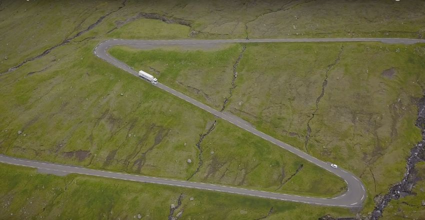 Путешествие по Фарерским островам на тягаче Scania S730: Видео
