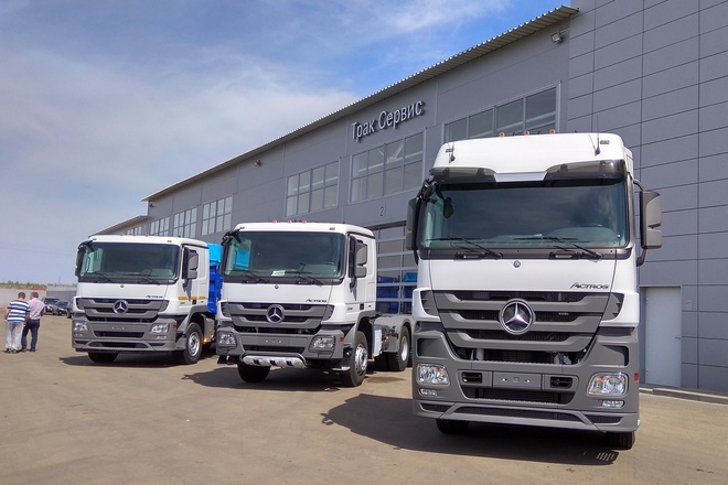В Оренбурге открылся салон от Mercedes-Benz с самыми крутыми грузовиками