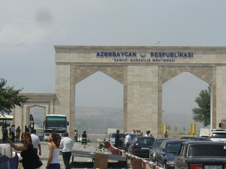 На границе Дагестана с Азербайджаном выявлены случаи поборов